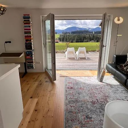 Cr25 - Than A Appartement *